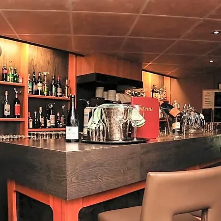 酒店 Logis Murtel 3*