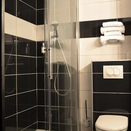 Hotel Logis Murtel La Mure (Isere)
